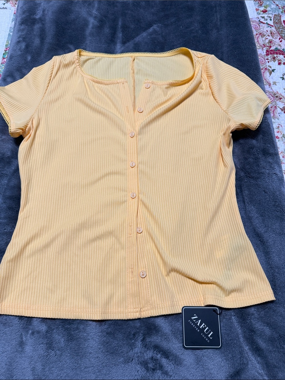Zaful Soft Yellow Ribbed Button-Front Top